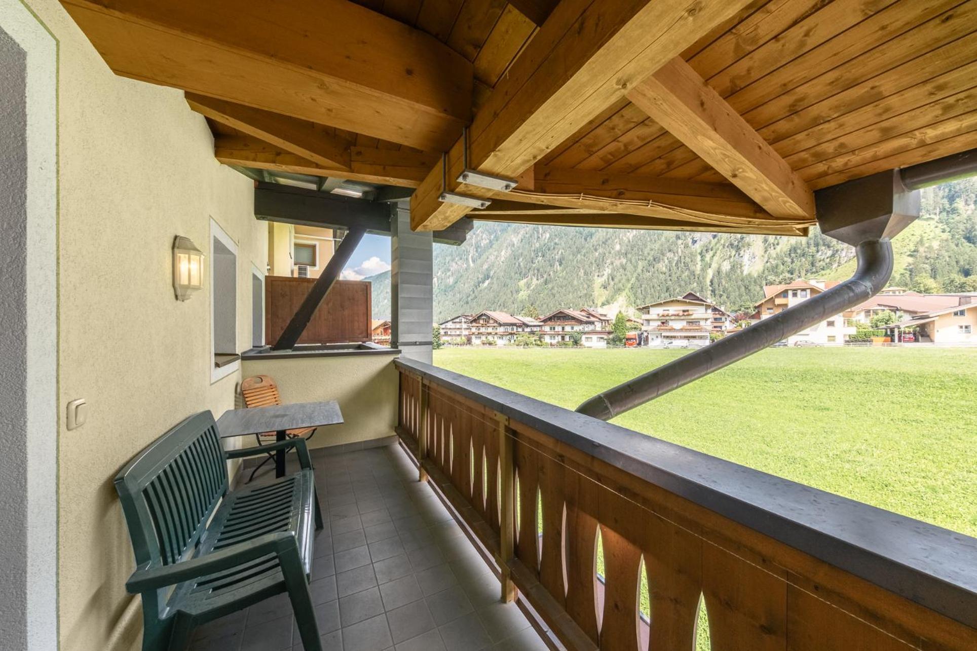 Apartments Alpina Mayrhofen Oda fotoğraf